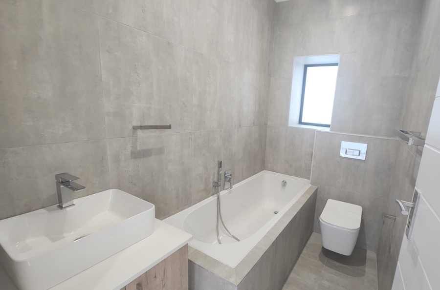2 Bedroom Property for Sale in Hartenbos Central Western Cape